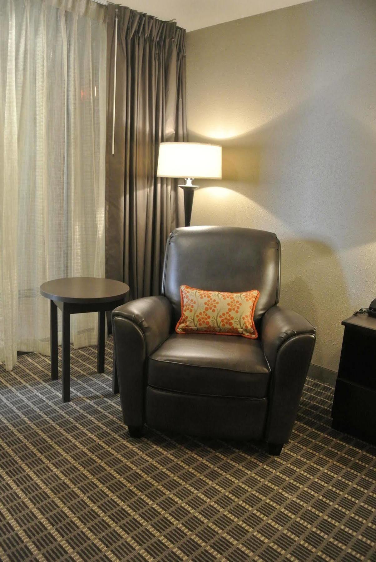 Hotel Aspen Select à Rochester Extérieur photo